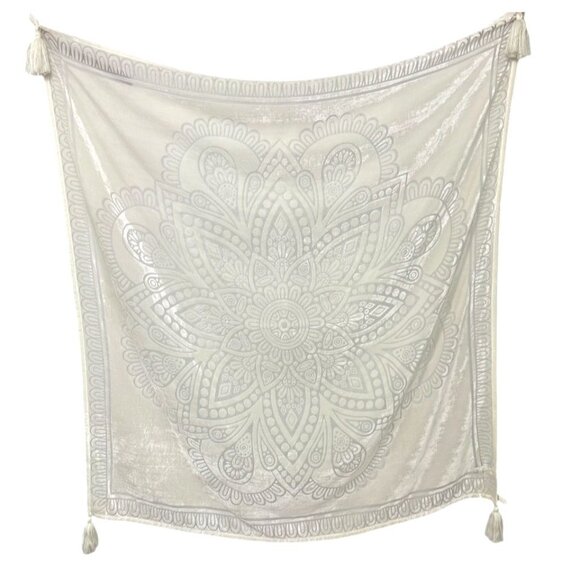 Pottery Barn PB Teen Dorm Room Wall Tapestry Ivory Mandala Boho Tassels Velvet - Picture 12 of 12